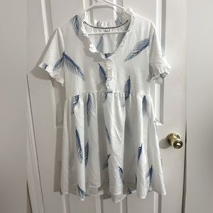 Women’s dress. Exclusive brand. Size medium.